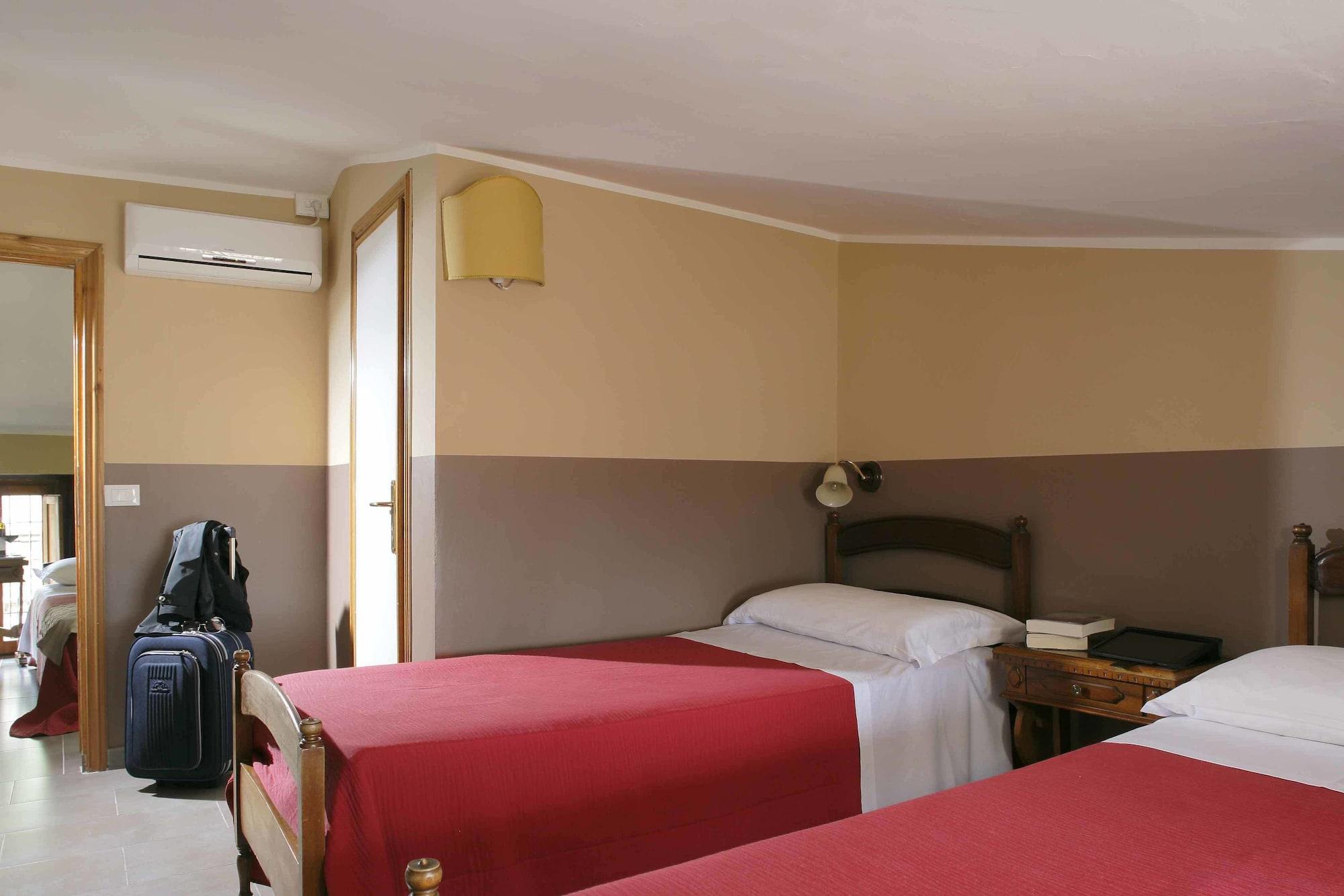 Hotel Properzio Ассізі Екстер'єр фото