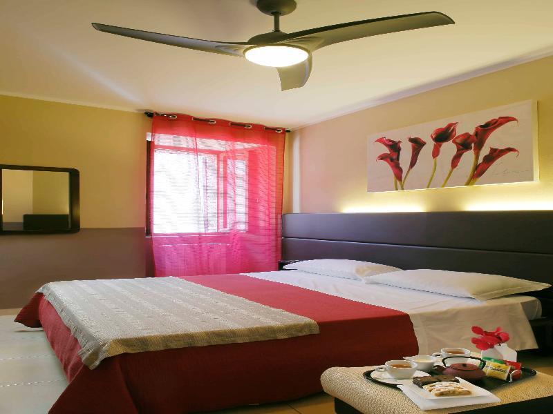 Hotel Properzio Ассізі Екстер'єр фото